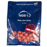 Бойлы прикормочные растворимые NGB "Strawberry" 24 мм. 2,5 кг.