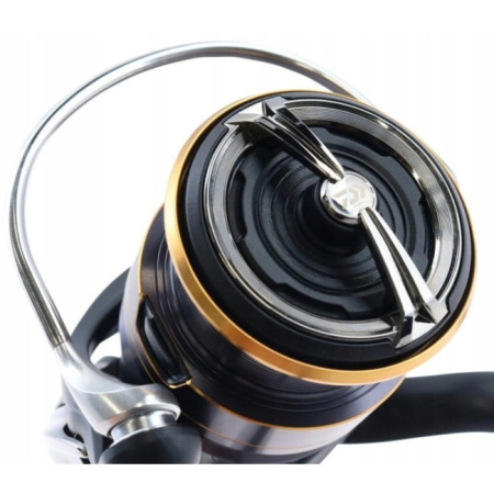Катушка Daiwa 20 Legalis LT 4000-C