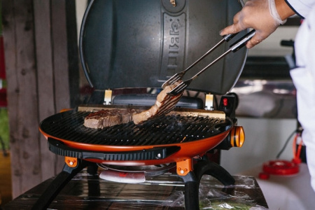 Газовый гриль O-GRILL500MT black-red