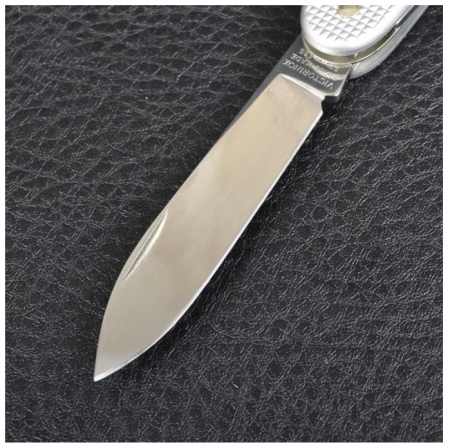 Нож Victorinox 0.8201.26