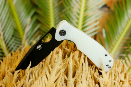 Нож Honey Badger Tanto 14C28N DLC G10 M Limited Edition чёрный, с белой рукоятью